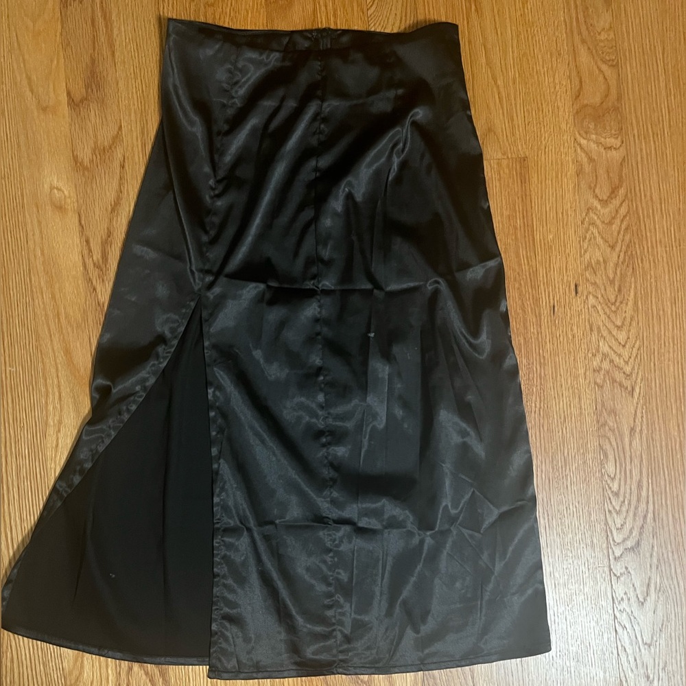 sleek black skirt